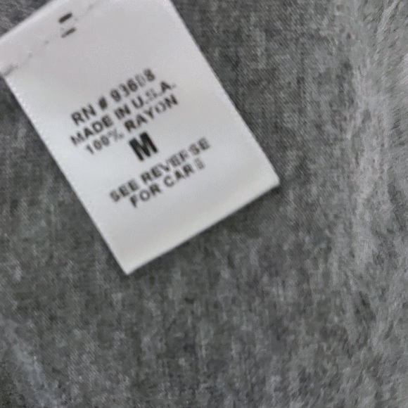 Gray sleeveless cardigan - Picture 4 of 4